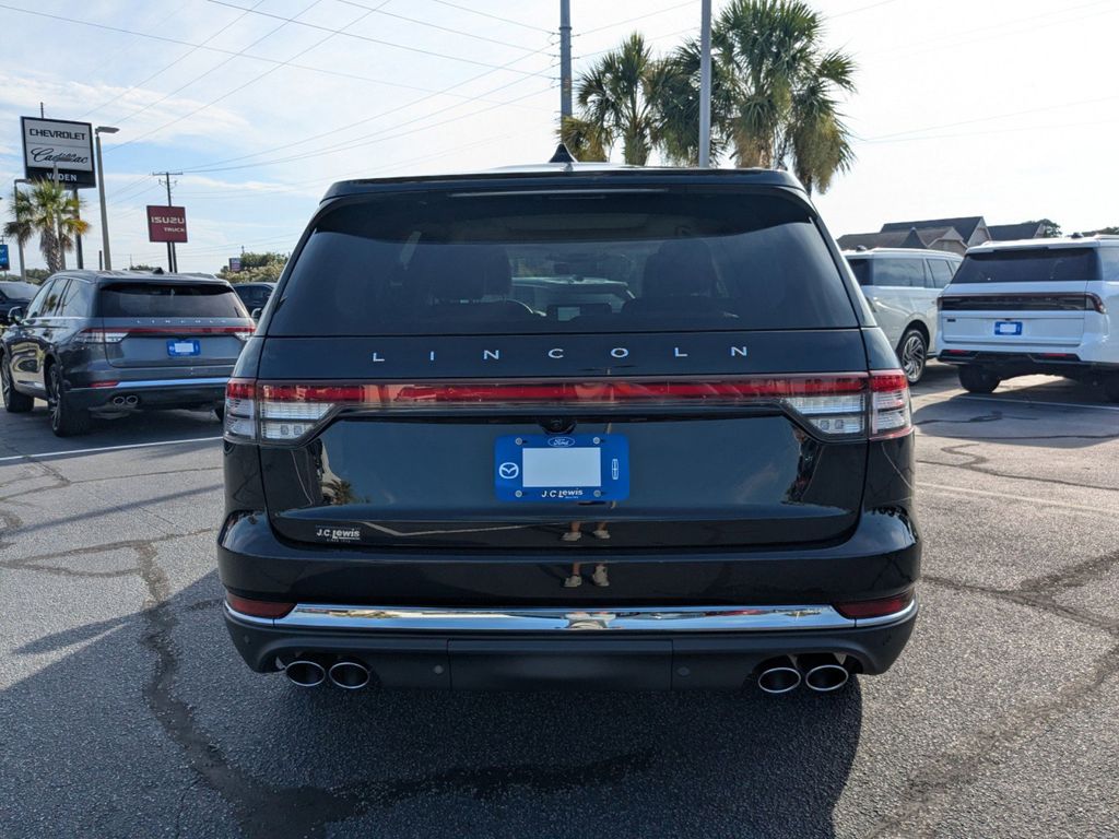 2025 Lincoln Aviator Reserve