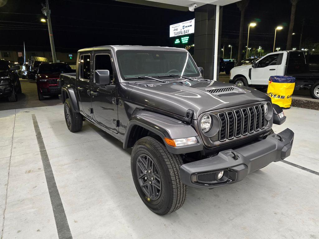 2025 Jeep Gladiator