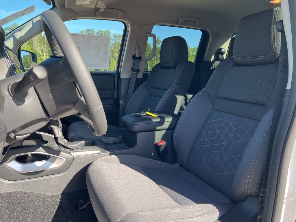 2025 Glacier White Nissan Frontier SV RWD Truck