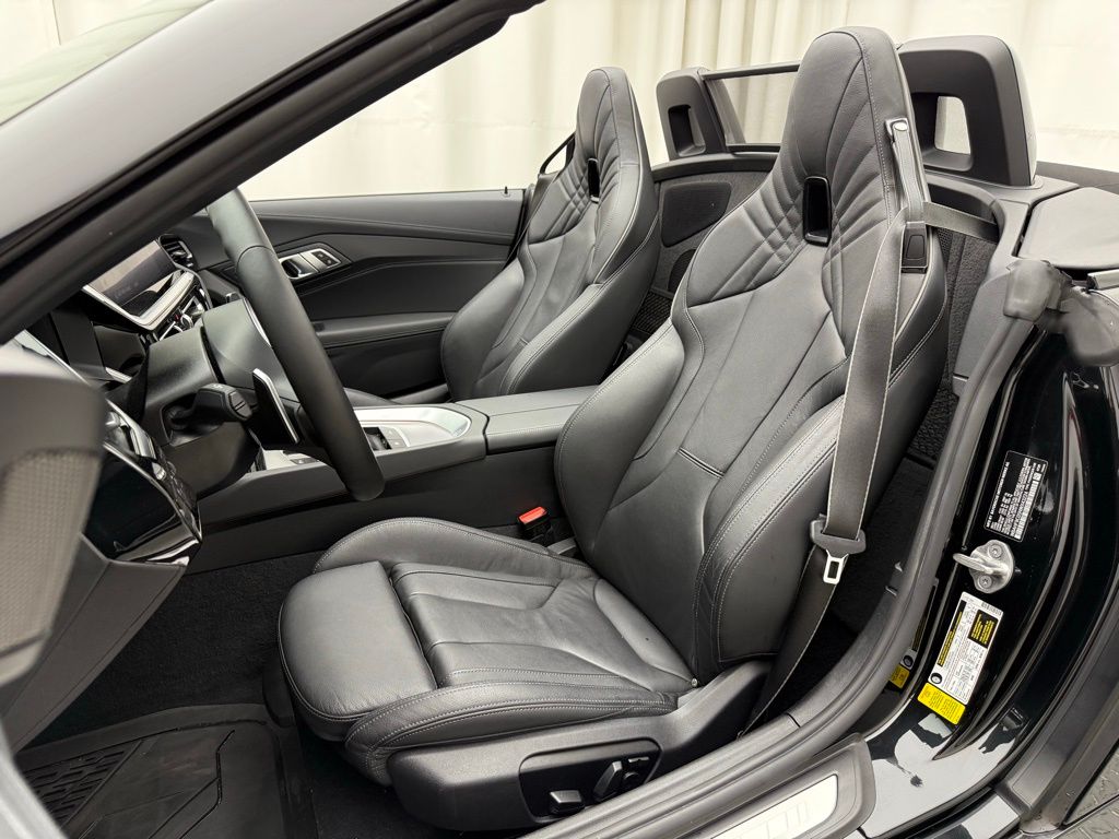 2022 BMW Z4 M40i 3