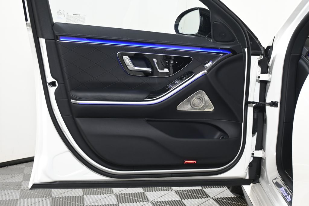 Thumbnail: 2022 Mercedes-Benz S-Class - 29