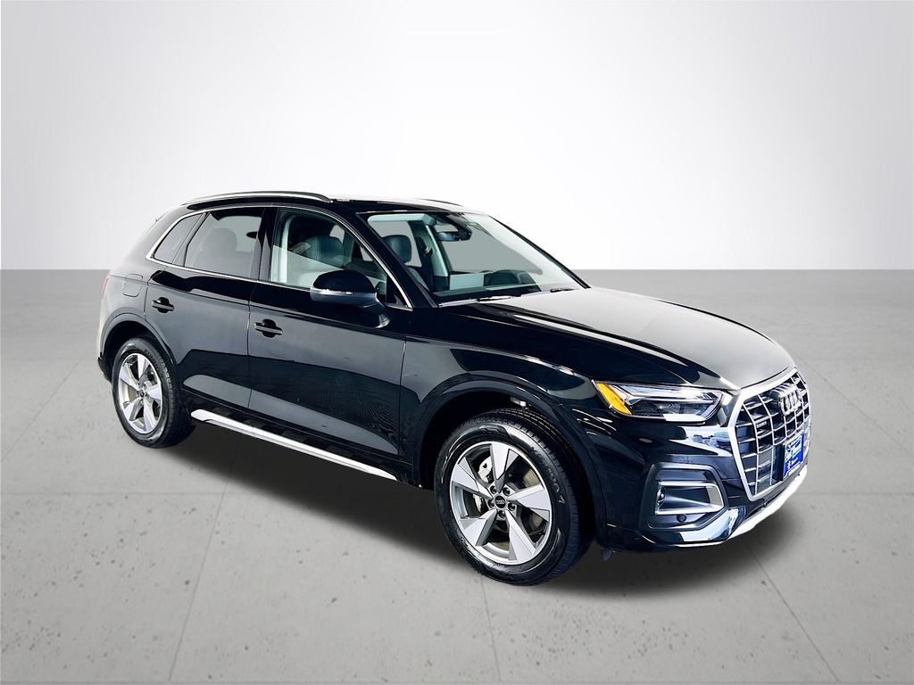 2024 Audi Q5 40 Premium