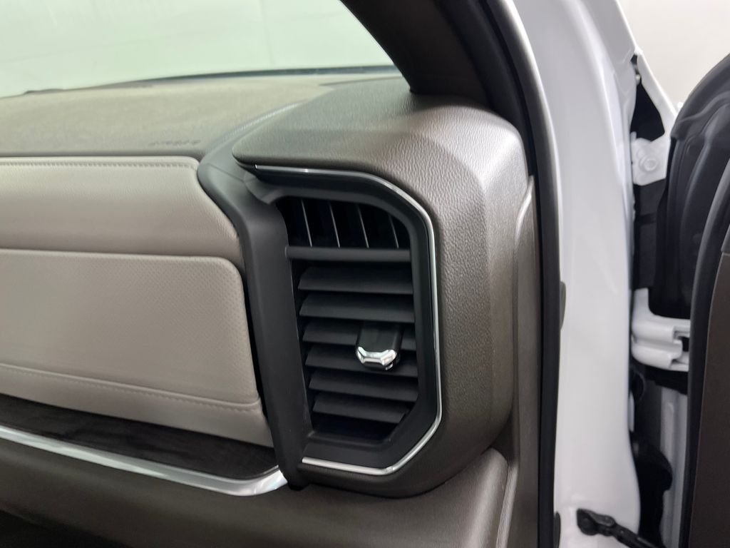 Thumbnail: 2026 Chevrolet Silverado 1500 - 11