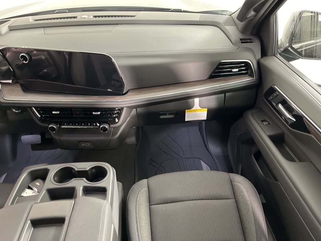 Thumbnail: 2026 Chevrolet Tahoe - 15