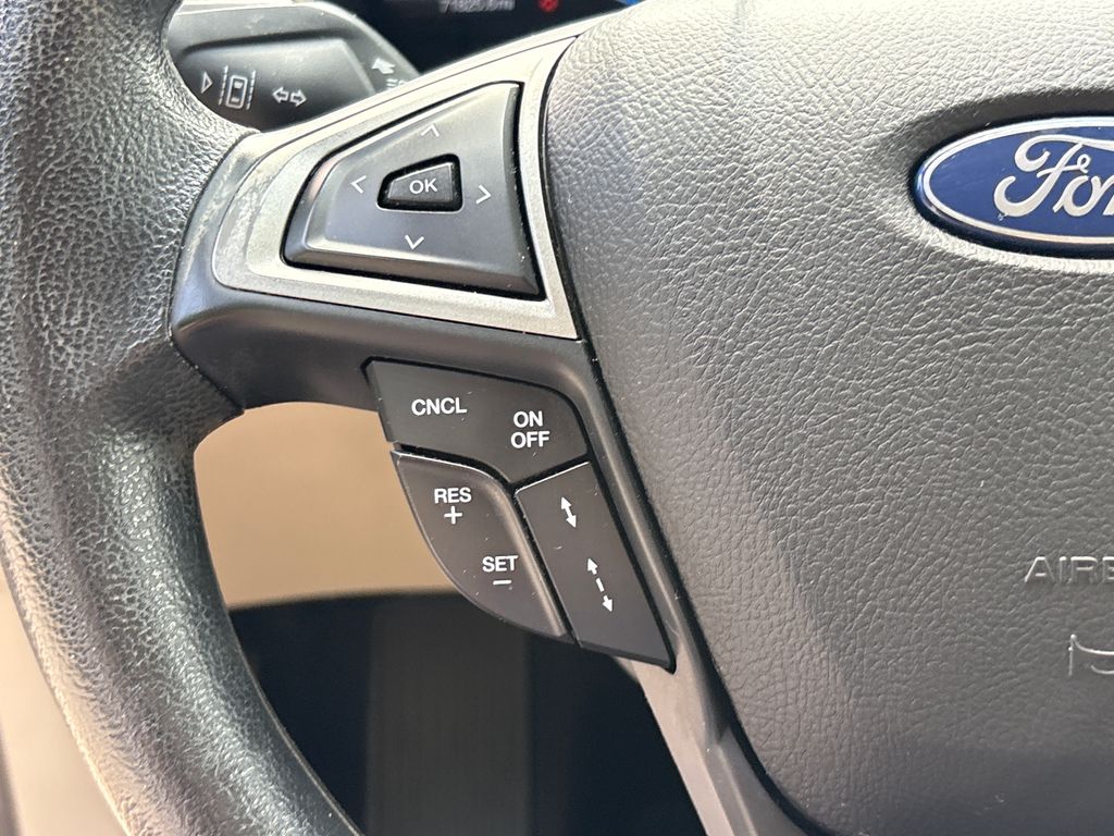Used 2020 White Ford SE image 18