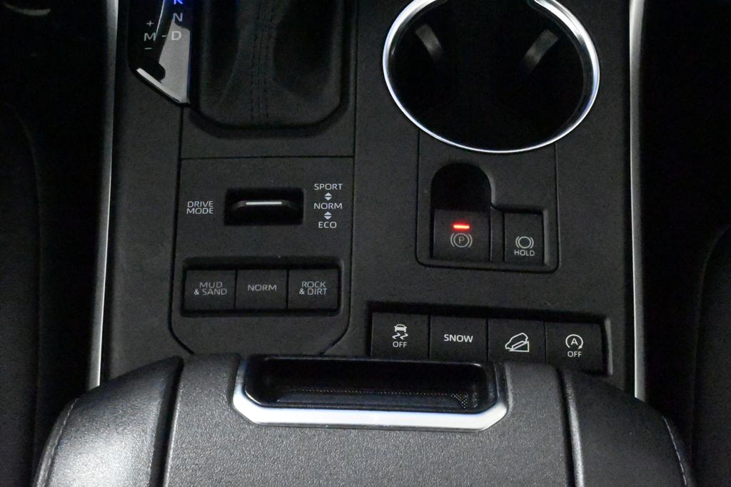 2022 Toyota Highlander XLE 28