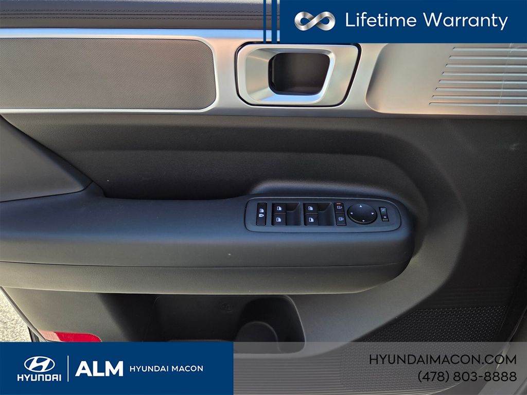 New 2026 Gray Hyundai SE image 29