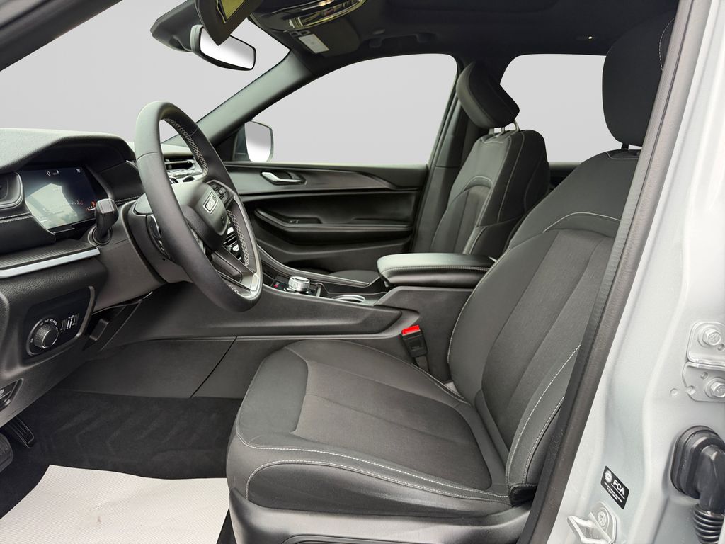 2024 Jeep Grand Cherokee Laredo X Silver at Auto Express Mitsubishi