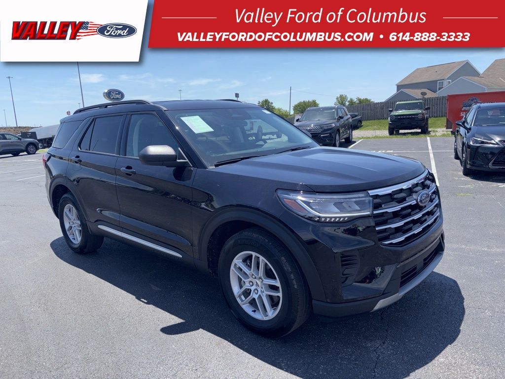 Black Metallic 2025 Ford Explorer Active AWD SUV / Crossover All-Wheel Drive Automatic