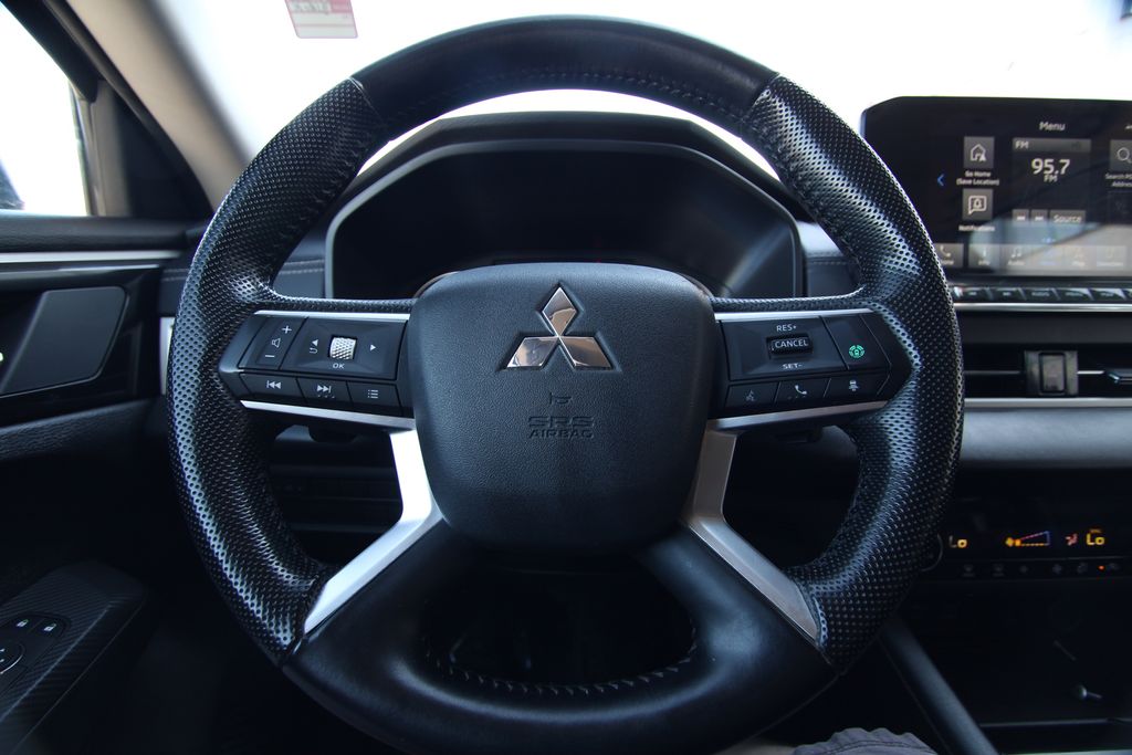 Used 2024 Mitsubishi Outlander SUV