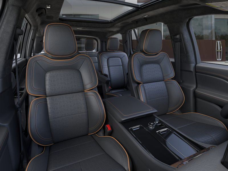 New 2026 Green Lincoln Black Label image 10