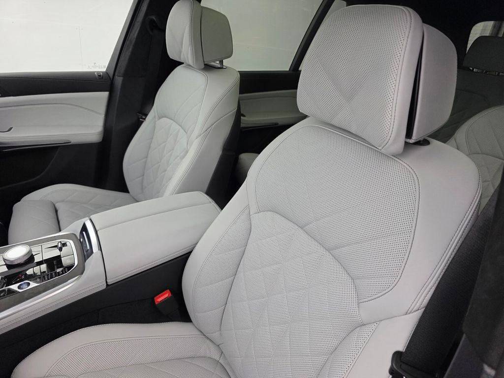 New 2027 Green BMW xDrive40i image 8