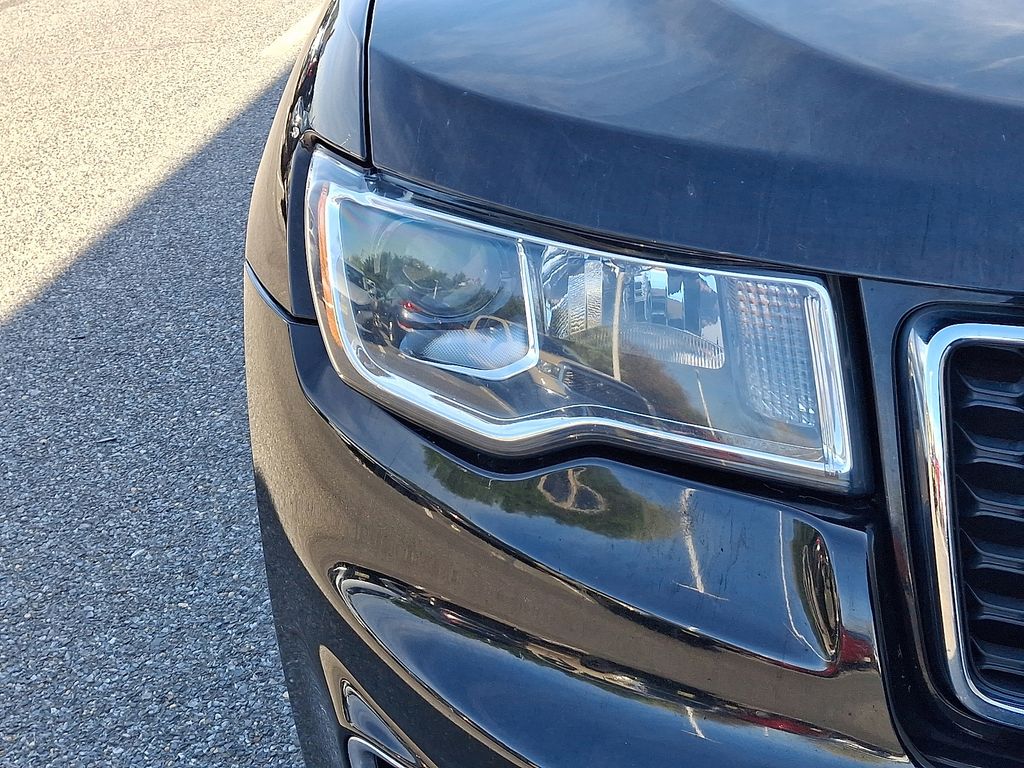 Thumbnail: 2019 Jeep Grand Cherokee - 3