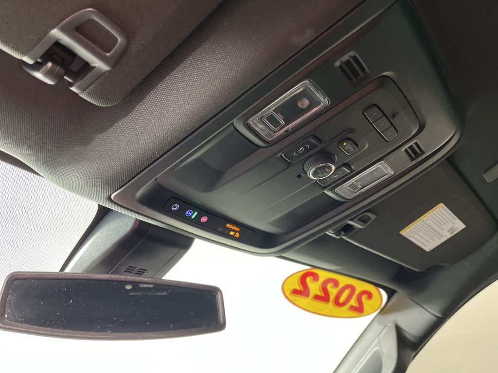 Thumbnail: 2022 Chevrolet Suburban - 27