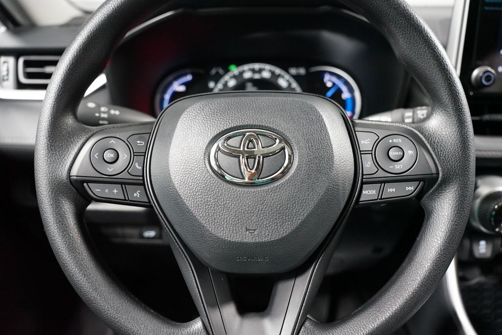 Thumbnail: 2025 Toyota RAV4 - 12