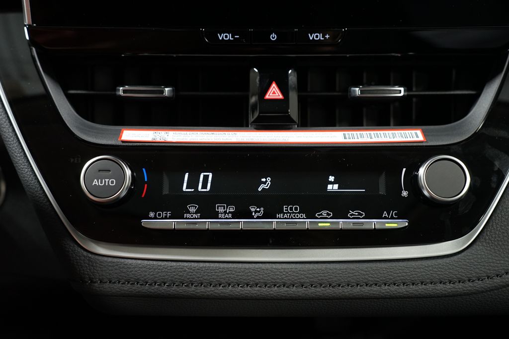 Thumbnail: 2025 Toyota Corolla - 20