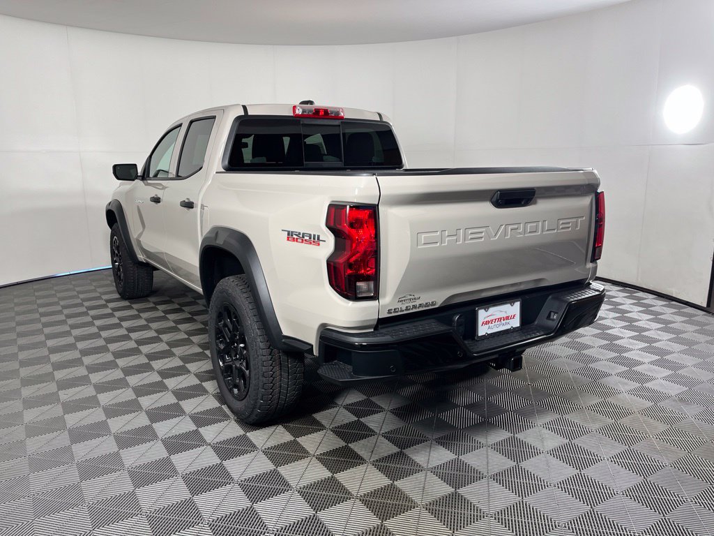 Thumbnail: 2026 Chevrolet Colorado - 13