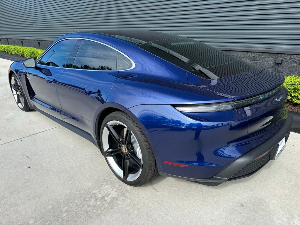 Thumbnail: 2024 Porsche Taycan - 3