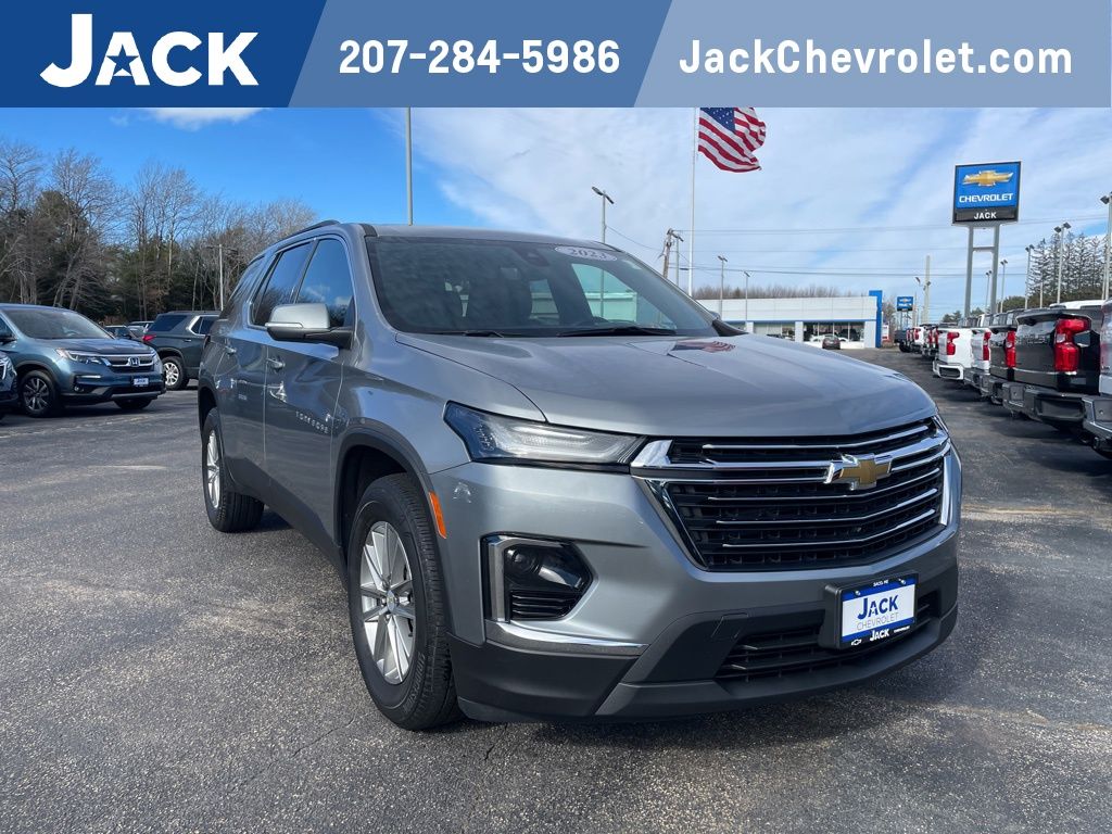 2023 Chevrolet Traverse LT Cloth AWD