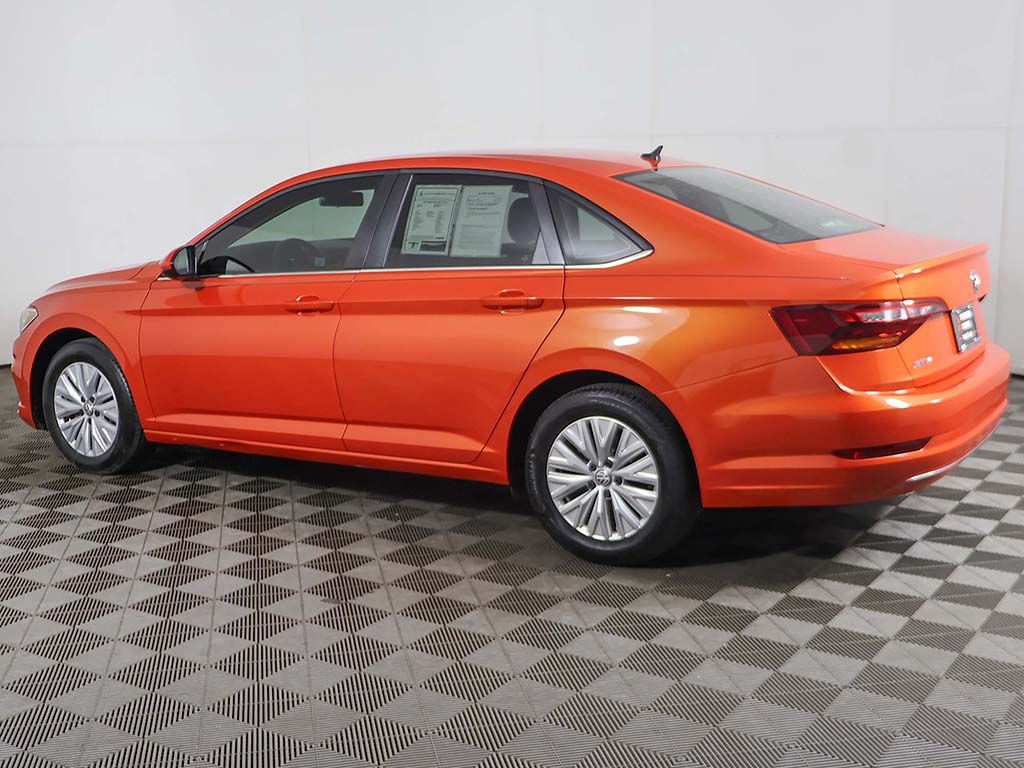 Used 2019 Orange Volkswagen 1.4T S image 10