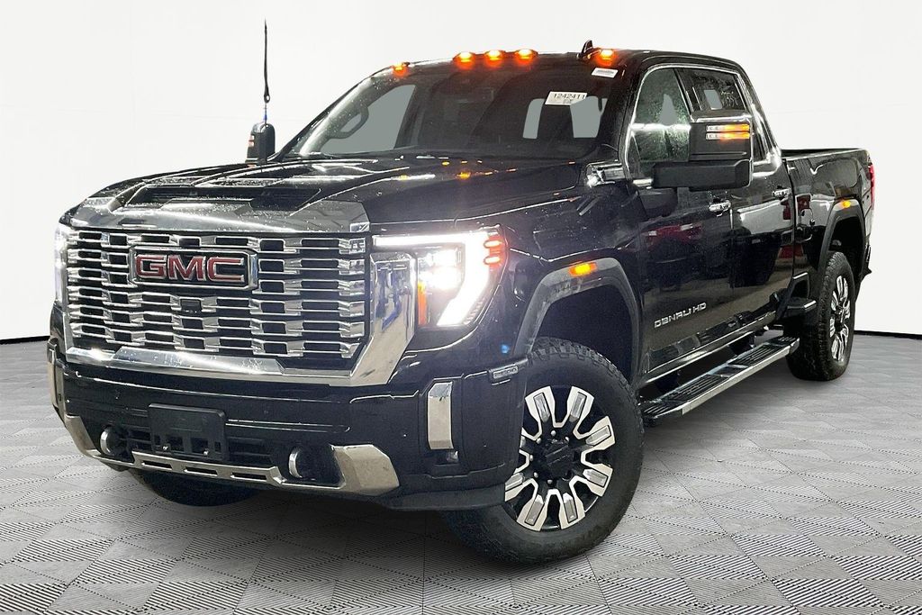 2024 GMC Sierra 2500HD Denali Crew Cab 4WD