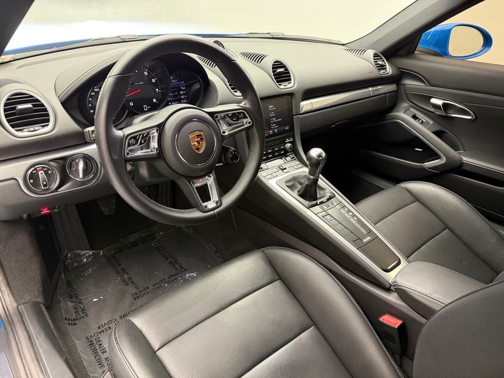Thumbnail: 2024 Porsche 718 Cayman - 4
