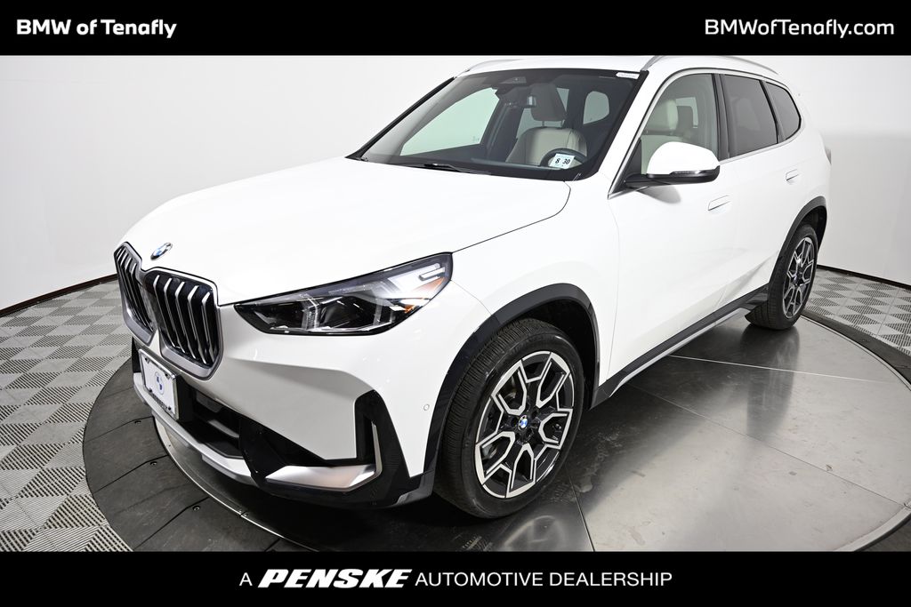 Thumbnail: 2025 BMW X1 - 1