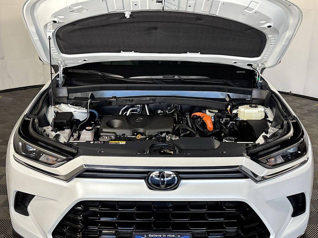 2024 Toyota Grand Highlander Hybrid XLE