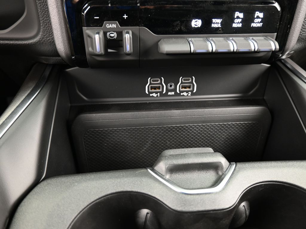 New 2026 Bright White Clearcoat Ram Big Horn image 21