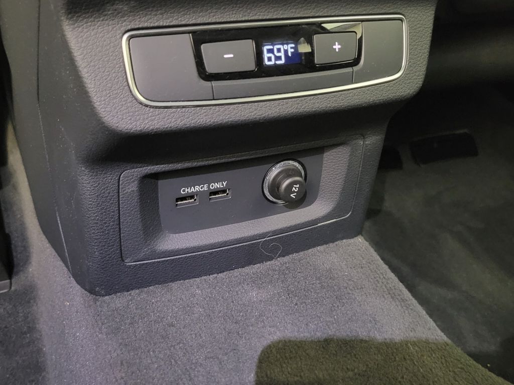 Thumbnail: 2023 Audi Q5 - 22