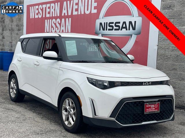 2023 Kia Soul LX FWD