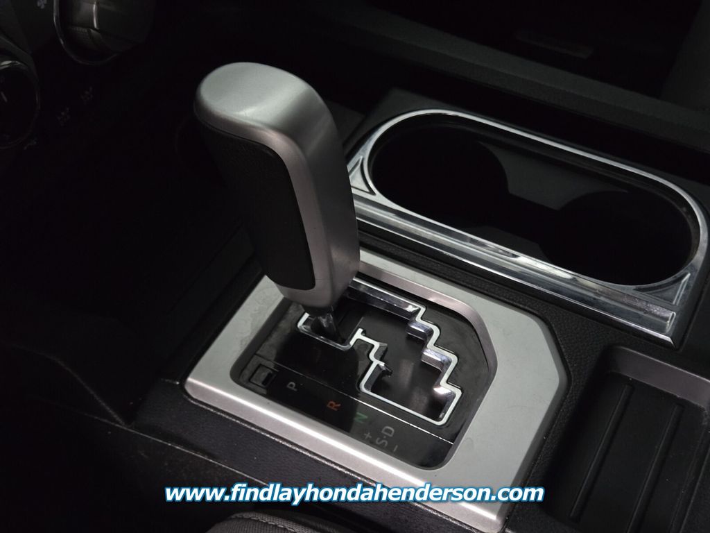 2021 Toyota Tundra SR5 photo