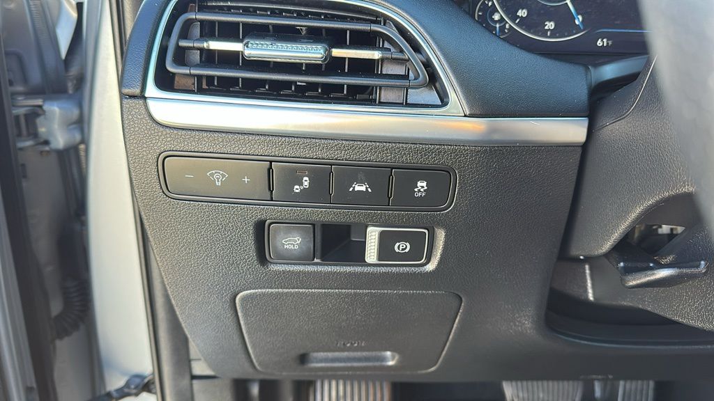 2020 Hyundai Palisade Limited Silver at Bayway Cadillac of The Woodlands