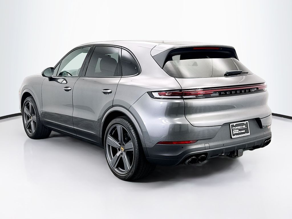 Thumbnail: 2024 Porsche Cayenne - 3
