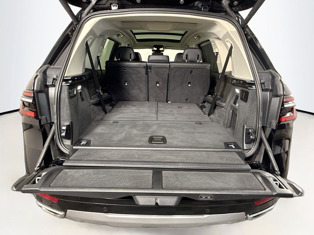 Thumbnail: 2023 BMW X7 - 30