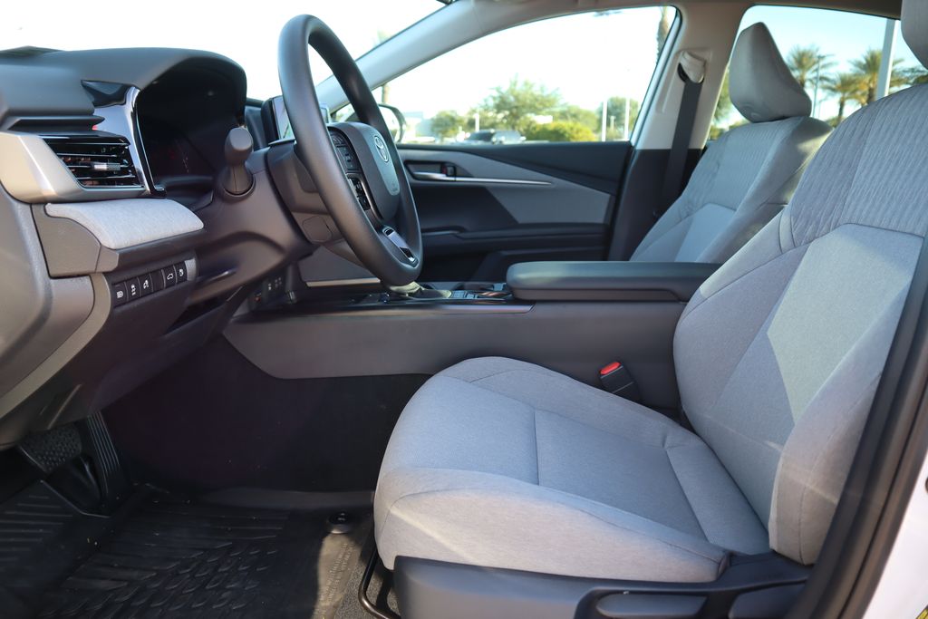 Thumbnail: 2026 Toyota Camry - 17