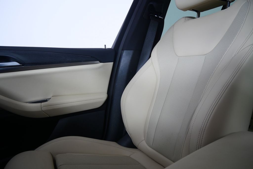Thumbnail: 2023 BMW X3 - 26