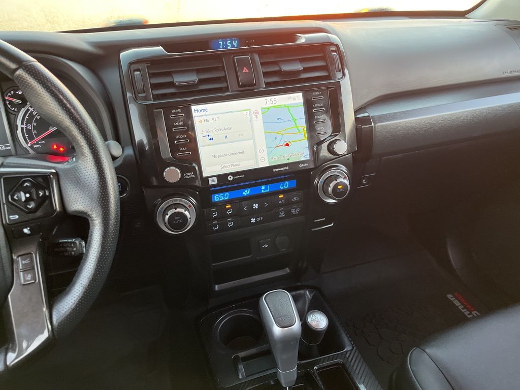 Thumbnail: 2024 Toyota 4Runner - 17