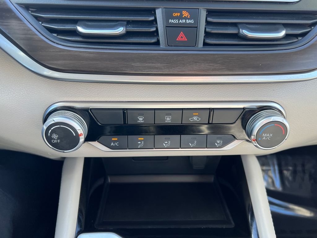 Thumbnail: 2023 Nissan Altima - 26