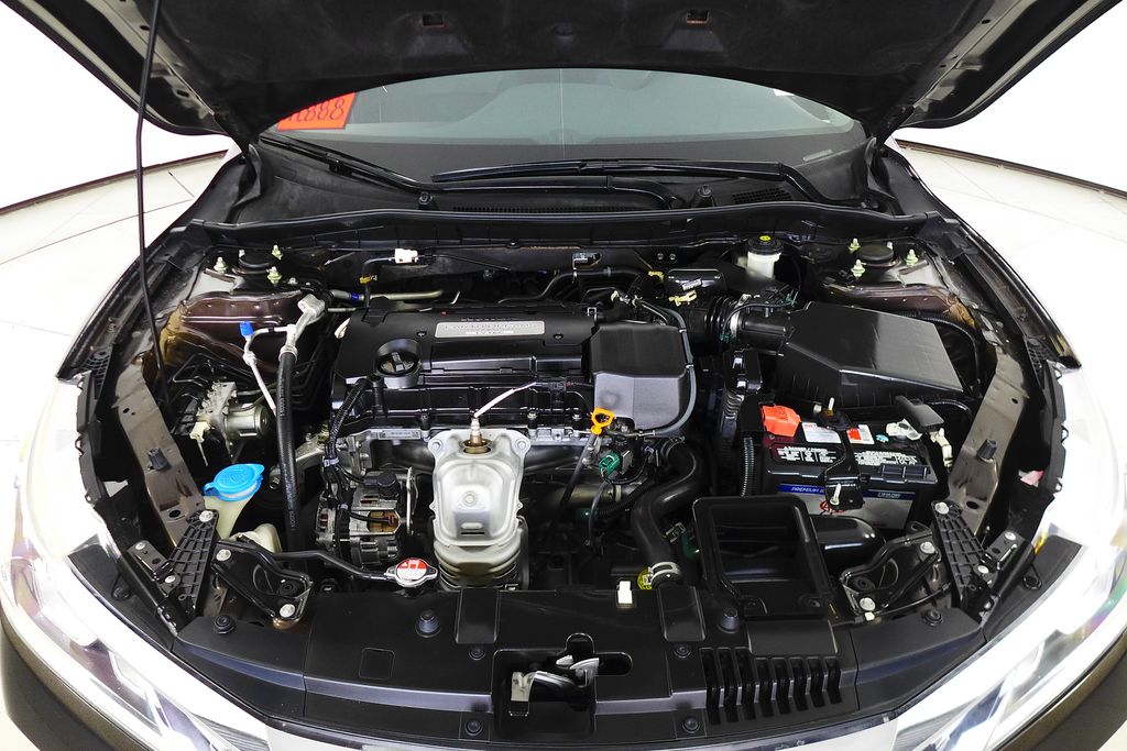 Thumbnail: 2016 Honda Accord - 6