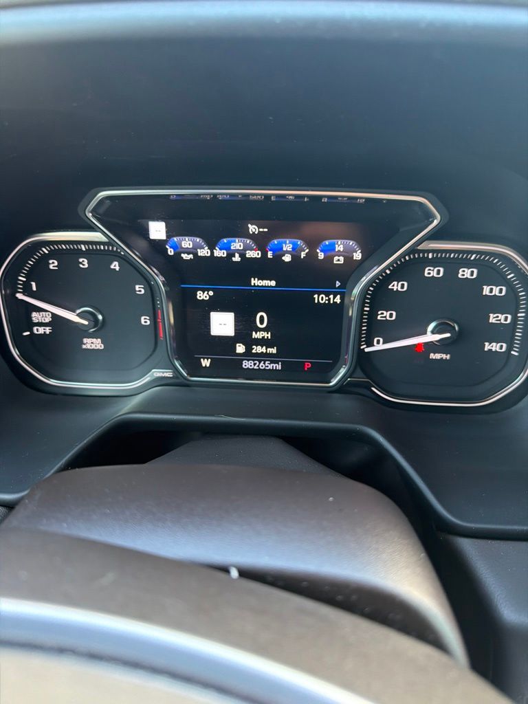 used 2021 GMC Yukon car, priced at $39,991