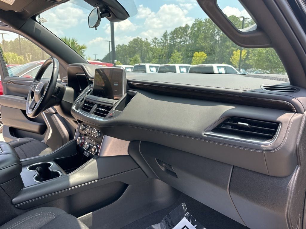 2022 Onyx Black GMC Yukon XL SLE 4X4 SUV
