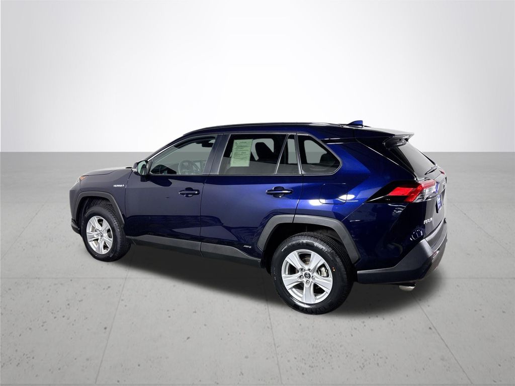 2020 Toyota RAV4 Hybrid XLE
