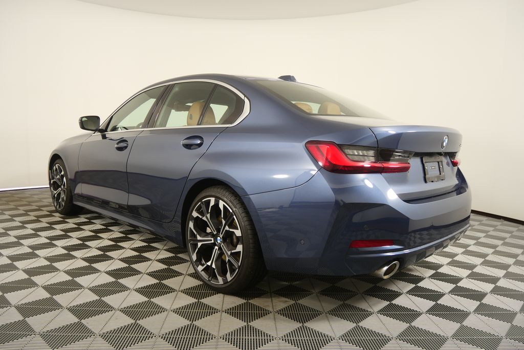 Thumbnail: 2025 BMW 3 Series - 5