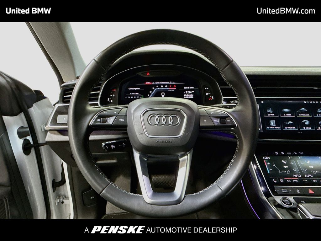 Thumbnail: 2023 Audi Q8 - 6