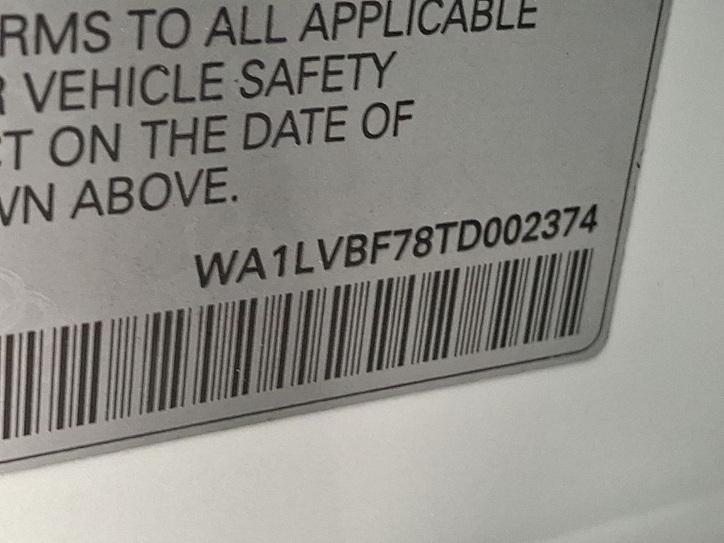 Thumbnail: 2026 Audi Q7 - 14