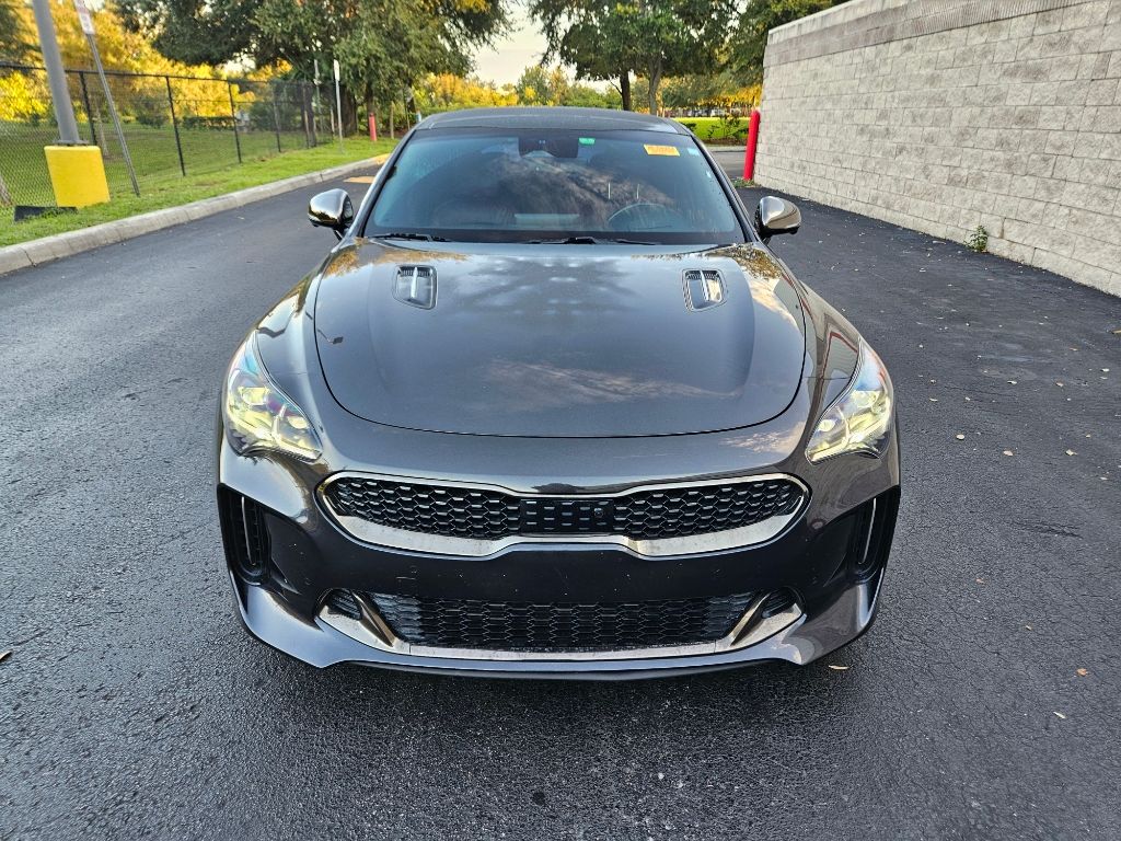 2022 Kia Stinger GT2 8