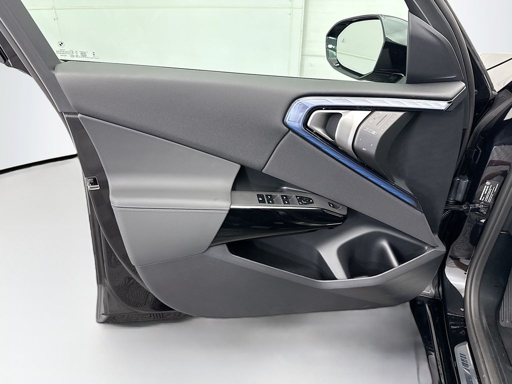 Thumbnail: 2026 BMW X3 - 23