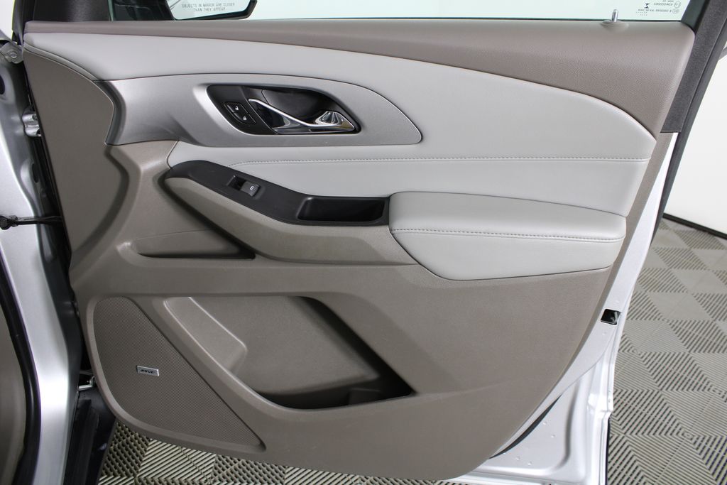 Used 2018 Chevrolet Traverse for sale in 