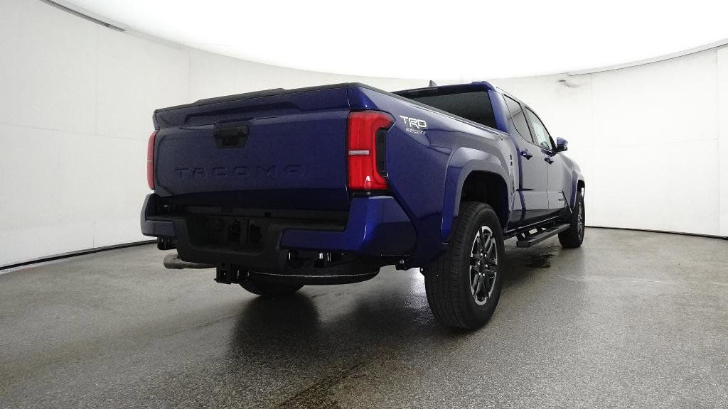 Thumbnail: 2025 Toyota Tacoma - 18
